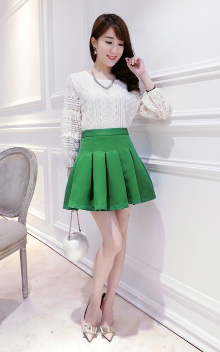 春季服装搭配淡淡的粉色搭配