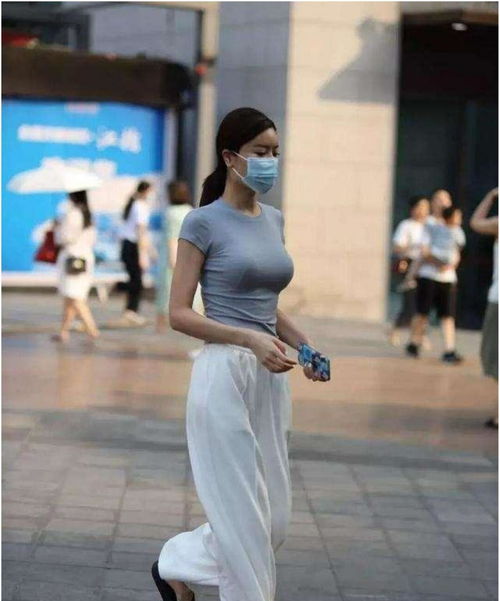 日用百货视角下的服装搭配风格选择