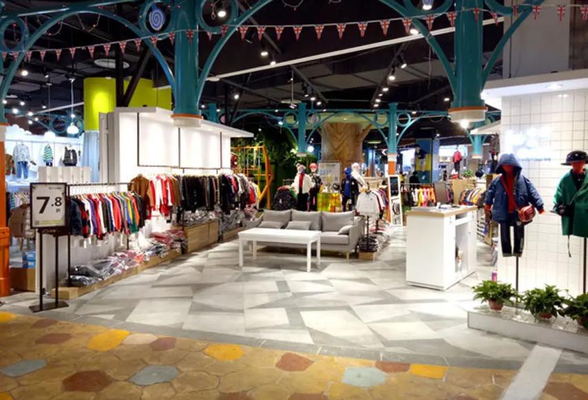 童趣与安全并重 儿童服装专卖店的设计理念